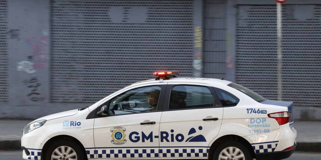 Elite da Guarda Municipal que atuará armada no Rio recebe treinamento