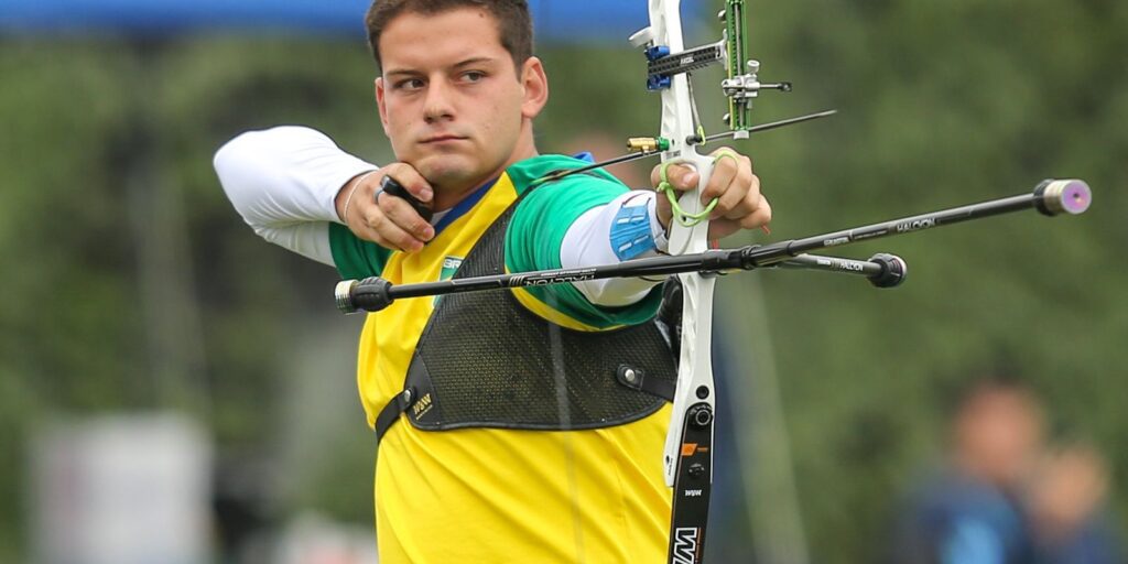 Marcus D´Almeida conquista prata no Finals de tiro com arco
