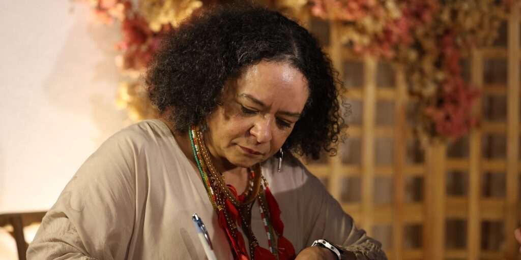 Ana Maria Gonçalves assume cadeira na Academia Brasileira de Letras