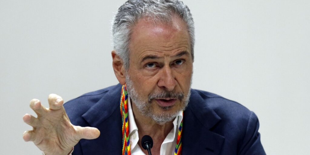 Presidente da COP30 prevê prolongamento das negociações após incêndio