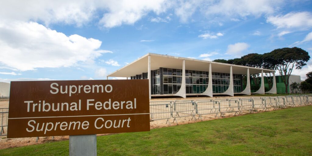 STF tem dois votos para determinar plano nacional contra racismo