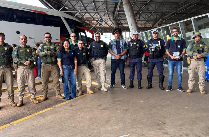 Ação educativa “Embarque Legal” orienta passageiros no Terminal Rodoviário de Campo Grande