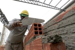 Prefeitura abre processo seletivo para cadastro reserva de coveiro e pedreiro – CGNotícias