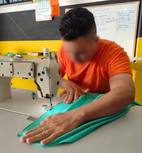 Da oficina de costura ao acolhimento hospitalar, trabalho prisional beneficia pacientes e promove ressocialização