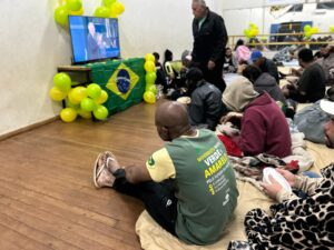 Torcida pelo Brasil aquece noite de acolhimento no Parque Ayrton Senna – CGNotícias