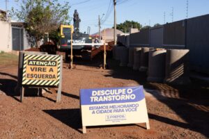 Moradores comemoram chegada do asfalto no Jd. das Nações – CGNotícias