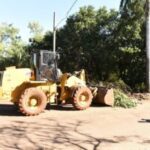 Prefeitura faz limpeza na Ernesto Geisel – CGNotícias