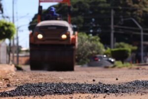 Prefeitura realiza mutirão de tapa-buracos do Vira CG Infraestrutura – CGNotícias