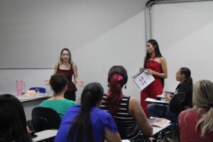 Sejuv inicia curso gratuito de cílios fio a fio   – CGNotícias