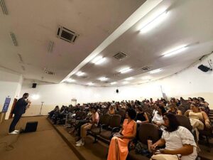 Curso de saúde mental qualifica 368 educadores da Reme   – CGNotícias
