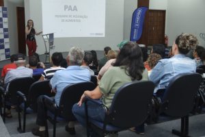 Prefeitura reúne agricultores e amplia oportunidades para produção familiar – CGNotícias